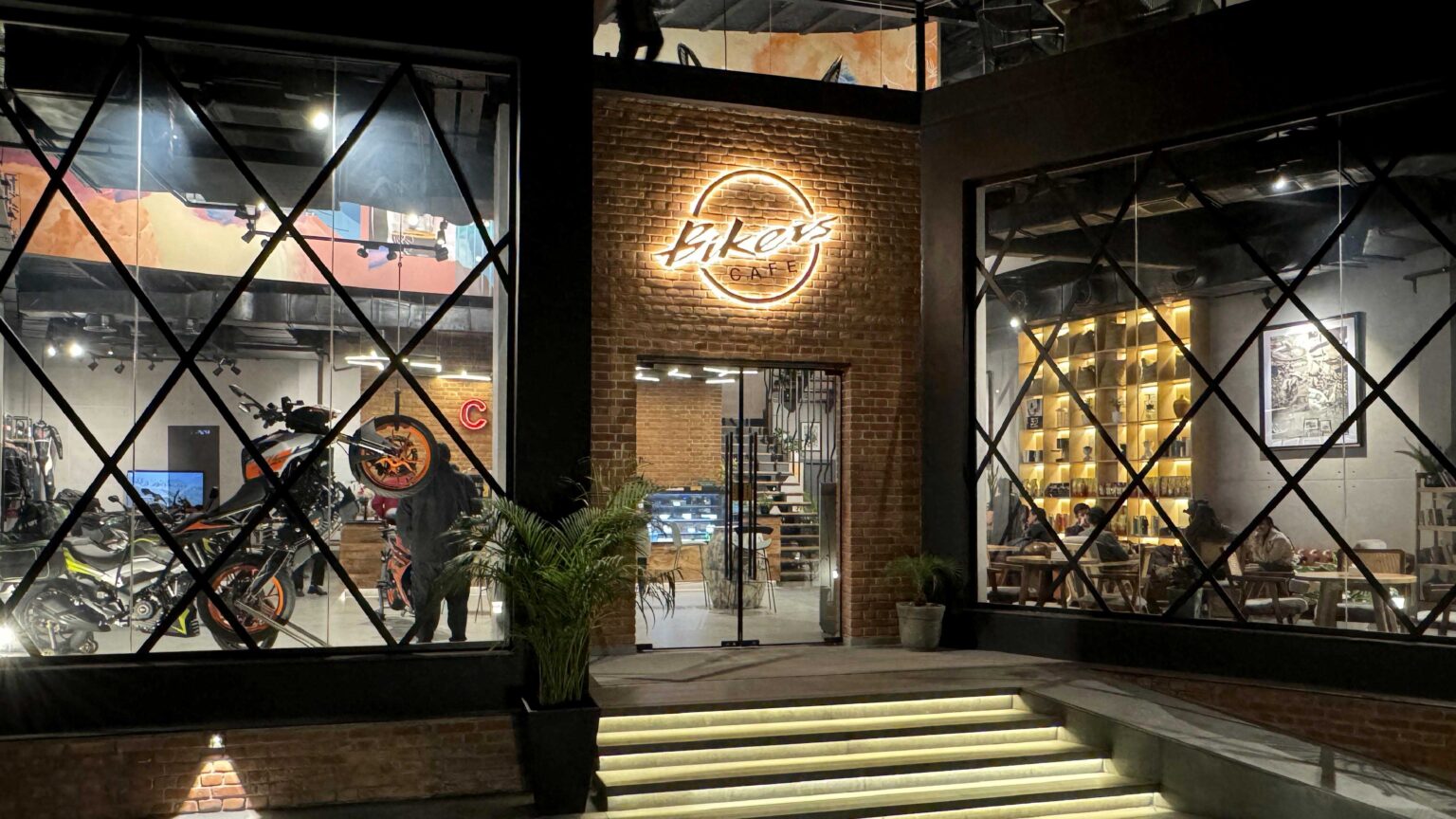Indi Cafe Riders Indidesign